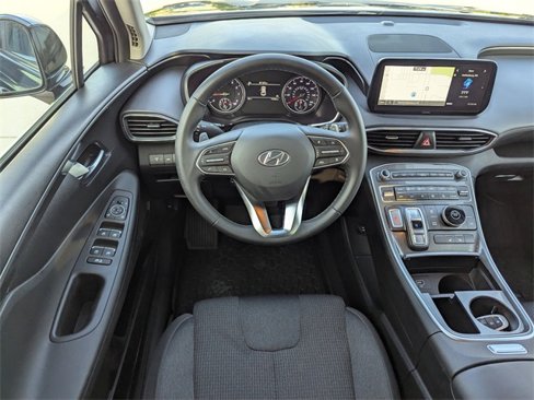 Used 2023 Hyundai Santa Fe SEL w/ Winter Weather Package image 12