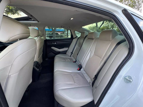 Used 2023 Honda Accord EX-L image 9