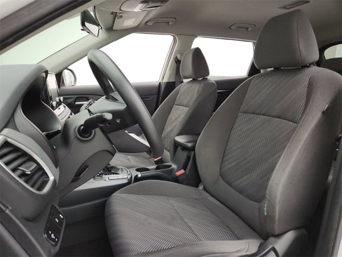 Used 2021 Kia Seltos LX image 9