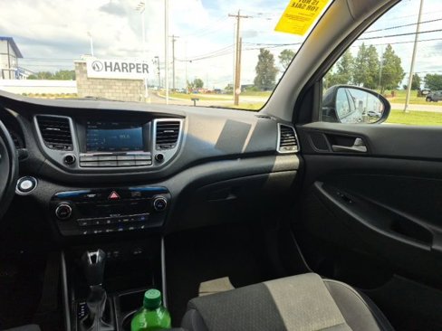 Used 2018 Hyundai Tucson Value w/ Cargo Package image 19