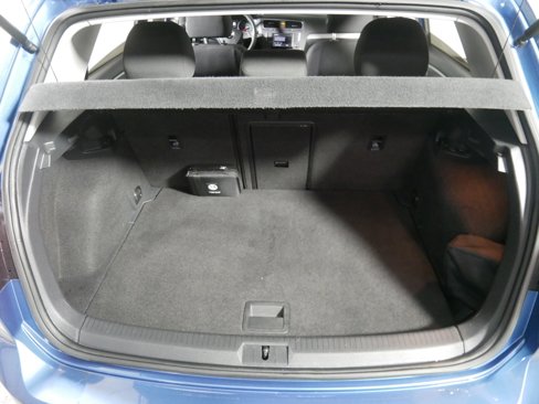 Used 2016 Volkswagen e-Golf SE w/ DC Fast Charging Package image 18