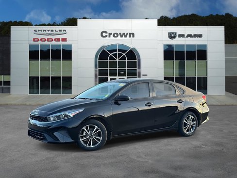 Used 2022 Kia Forte LXS image 1
