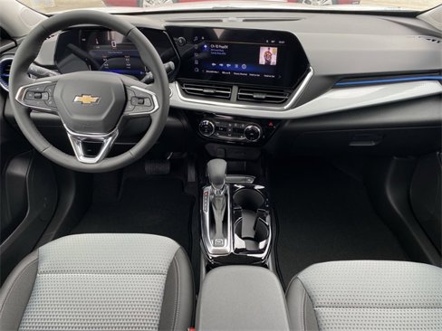 New 2025 Chevrolet Trax LT w/ Driver Confidence Package image 13