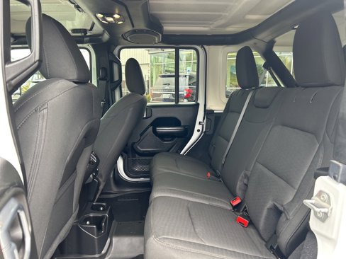 Certified 2020 Jeep Wrangler Unlimited Sport image 10