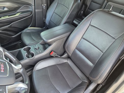Used 2019 GMC Terrain SLT image 13