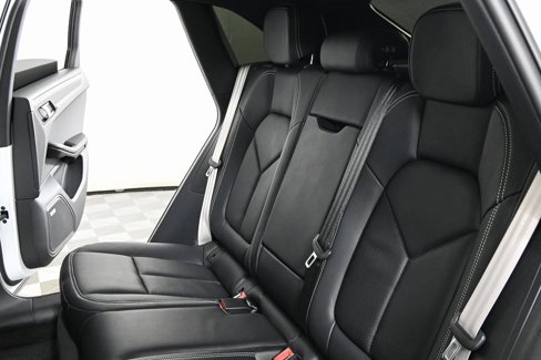 Used 2024 Porsche Macan Turbo image 22
