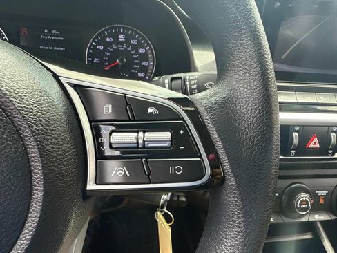 Used 2023 Kia Forte LXS image 28