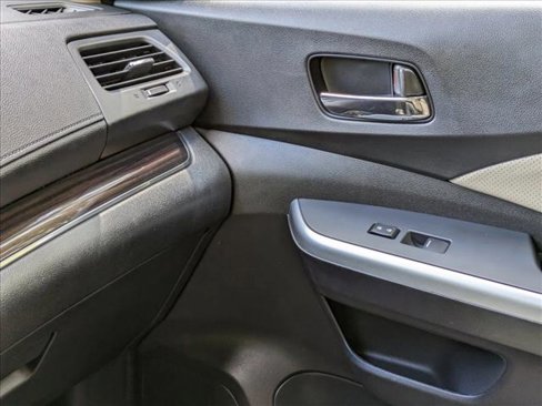 Used 2016 Honda CR-V Touring image 17