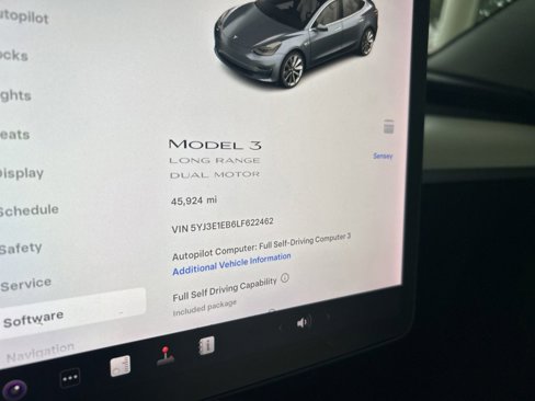 Used 2020 Tesla Model 3 Long Range image 40