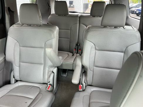 Used 2017 GMC Acadia SLT image 13