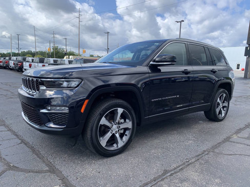Used 2023 Jeep Grand Cherokee Limited image 5