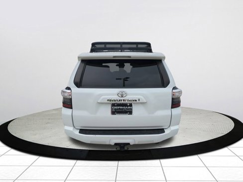 Used 2021 Toyota 4Runner SR5 Premium image 4