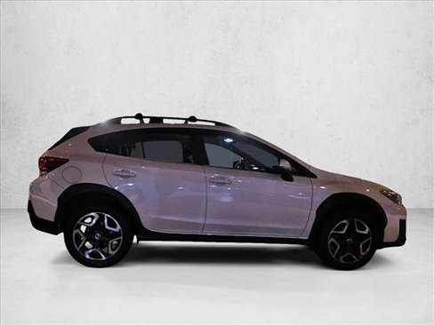 Used 2018 Subaru Crosstrek 2.0i Limited image 3