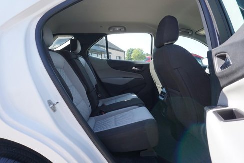 Used 2019 Chevrolet Equinox LS image 24