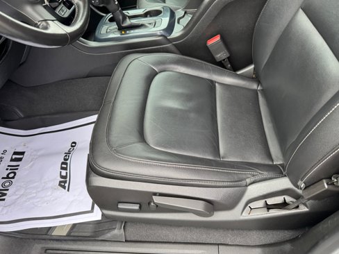 Used 2019 Chevrolet Colorado Z71 image 11