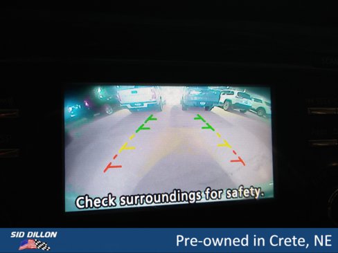 Used 2016 Nissan Rogue SV image 8