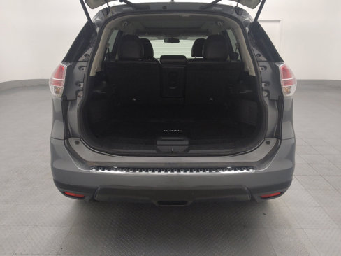 Used 2016 Nissan Rogue SV w/ SV Moonroof Package image 29