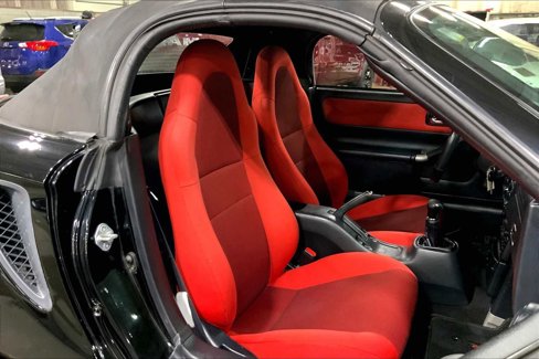 Used 2000 Toyota MR2 image 6