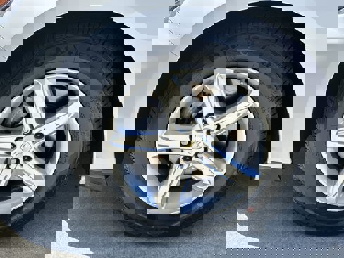 Used 2024 Chevrolet Malibu LS image 13