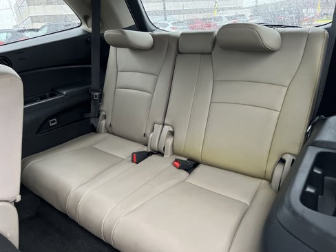 Used 2016 Honda Pilot Touring image 26