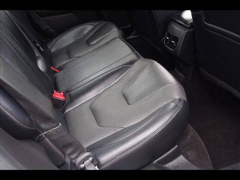 Used 2019 Ford Fusion Titanium image 14