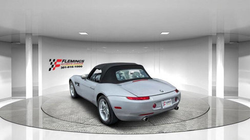 Used 2002 BMW Z8 image 11