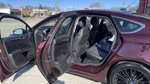 Used 2013 Ford Fusion SE image 18