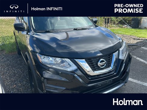 Used 2017 Nissan Rogue S image 1