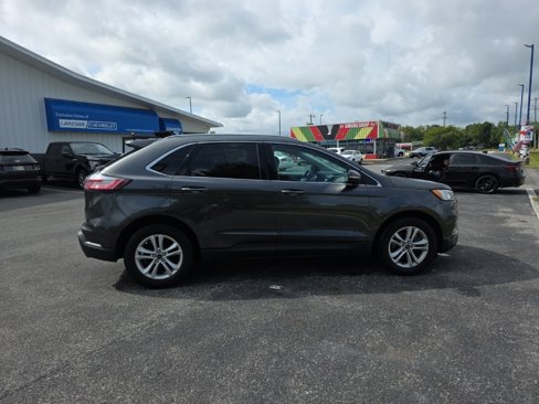 Used 2020 Ford Edge SEL image 6