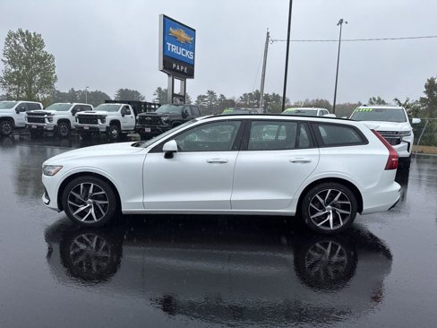 Used 2020 Volvo V60 T5 Momentum image 8