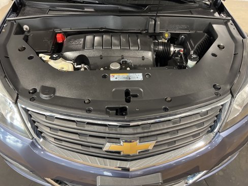 Used 2014 Chevrolet Traverse LS image 41