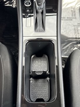 Used 2021 Nissan Kicks SV image 21