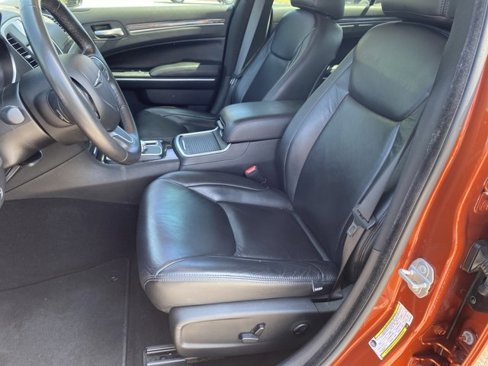 Used 2021 Chrysler 300 Touring w/ Sport Appearance Package image 9