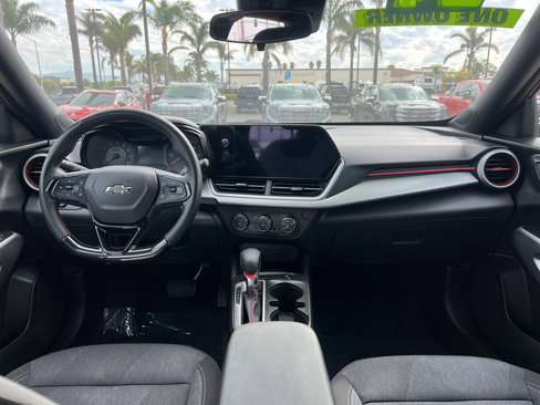 Used 2024 Chevrolet Trax RS w/ Sunroof Package image 10