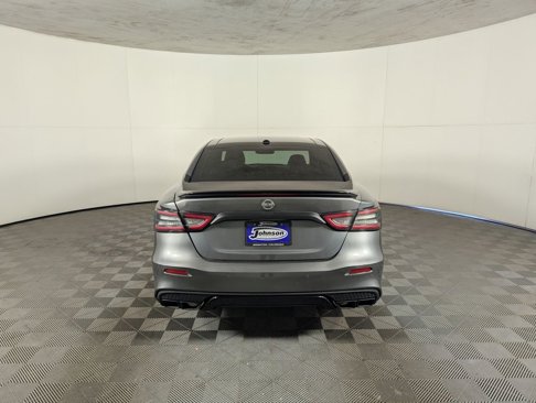 Used 2019 Nissan Maxima SR w/ Premium Package image 8