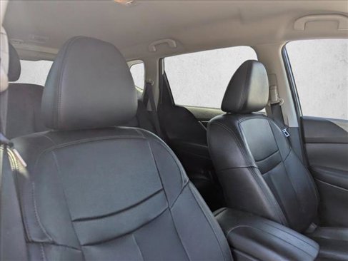 Used 2020 Nissan Rogue SL image 29