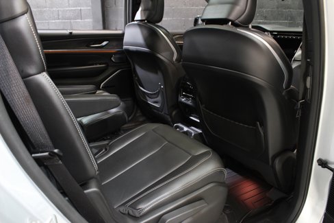 Used 2021 Jeep Grand Cherokee L Overland w/ Advanced Protech Group III image 45