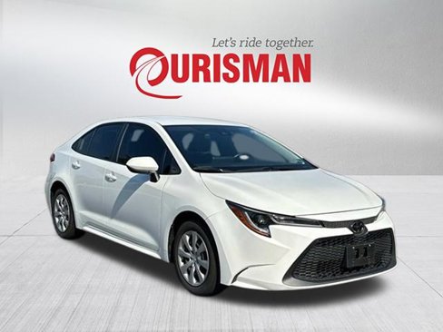 Used 2022 Toyota Corolla LE image 1