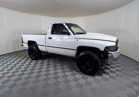 Used 1996 Dodge Ram 1500 Truck 4x4 Regular Cab image 1