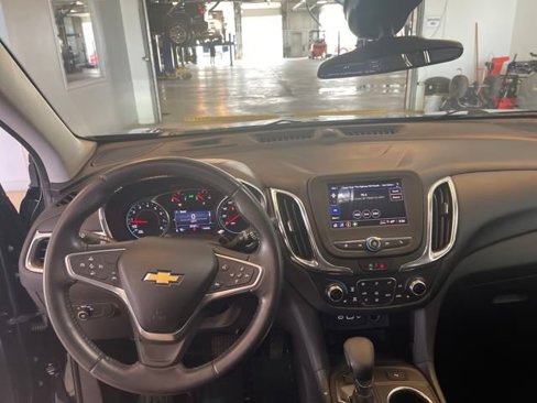 Used 2022 Chevrolet Equinox LT image 14
