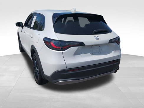 Used 2023 Honda HR-V Sport image 6