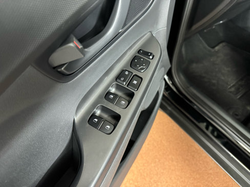 Used 2021 Hyundai Kona SEL Plus image 16
