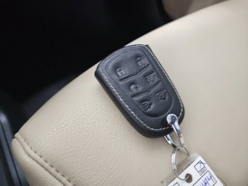 Used 2017 Cadillac XT5 FWD image 34