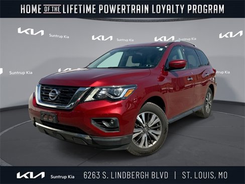 Used 2017 Nissan Pathfinder SV image 1