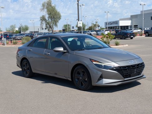 Used 2021 Hyundai Elantra SEL w/ Convenience Package image 7
