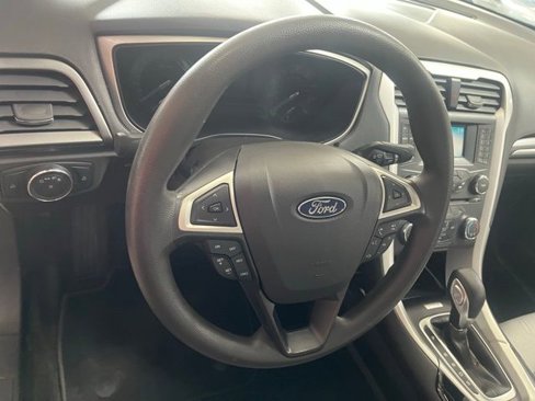 Used 2016 Ford Fusion S image 12