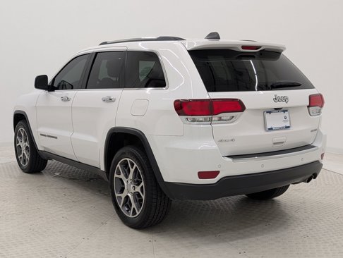 Used 2020 Jeep Grand Cherokee Limited w/ Luxury Group II image 3