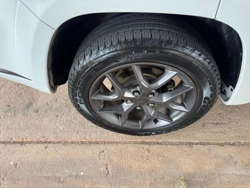 Used 2020 Jeep Grand Cherokee Limited X image 31