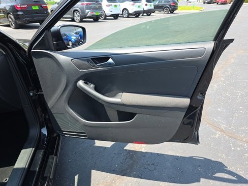 Used 2012 Volkswagen Jetta S image 30