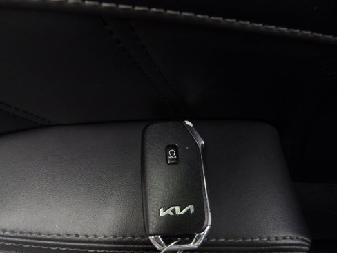 Used 2022 Kia Sorento SX image 52